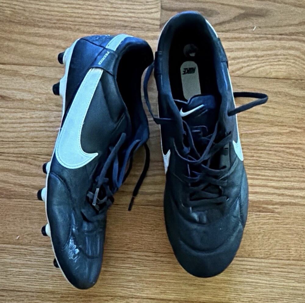 Nike Alpha Menace Football Cleats AT5889-010 Black/White US 11 Medium D
